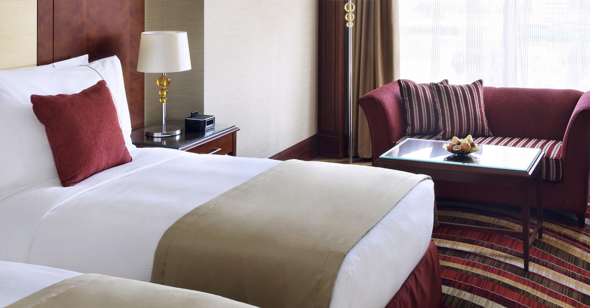 Moevenpick Hotel City Star Jeddah Exterior photo A guest room at the hotel