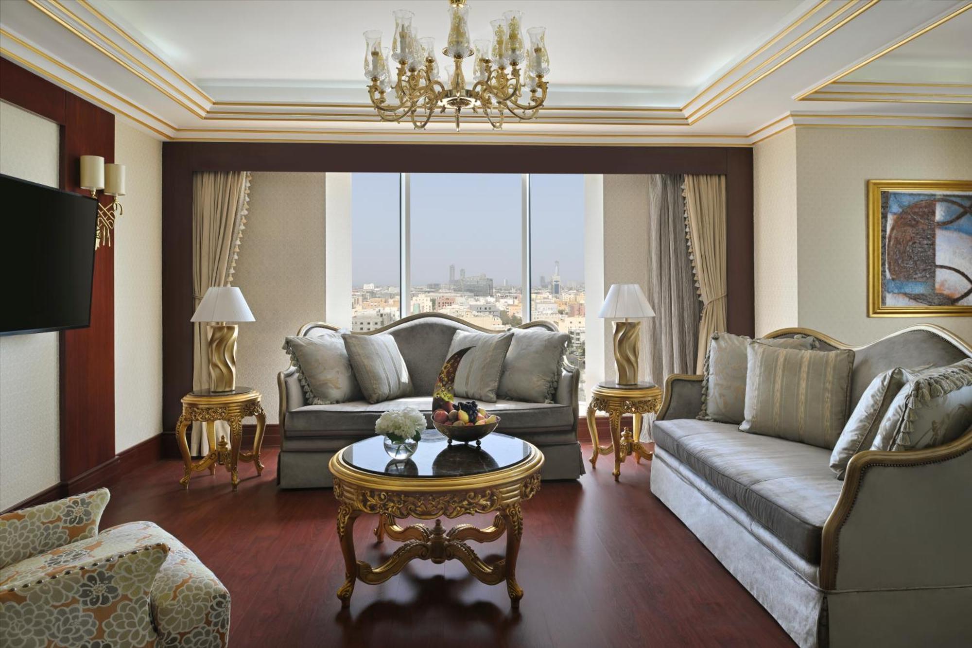 Moevenpick Hotel City Star Jeddah Exterior photo A suite at the Ritz-Carlton, Riyadh