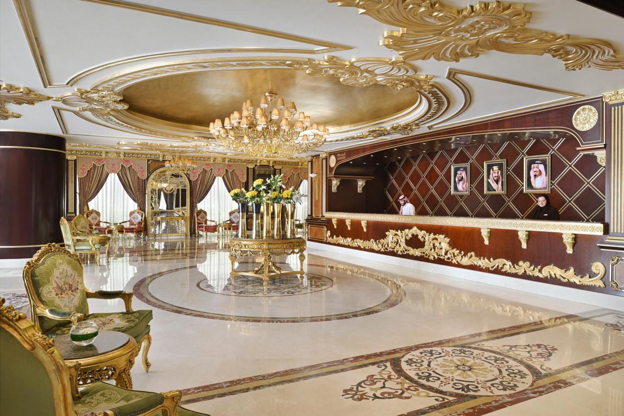 Moevenpick Hotel City Star Jeddah Exterior photo The lobby of the hotel