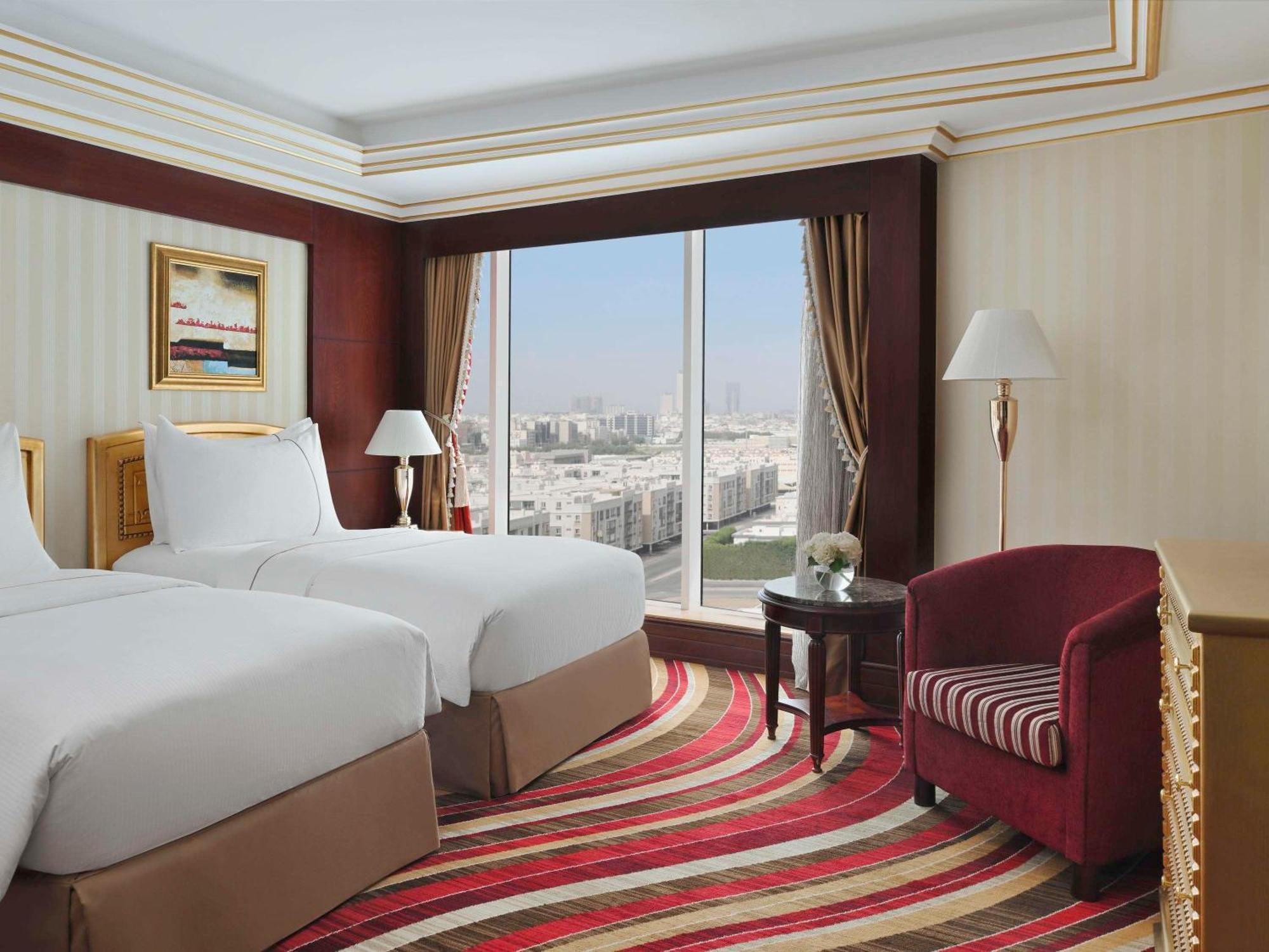 Moevenpick Hotel City Star Jeddah Exterior photo Deluxe room