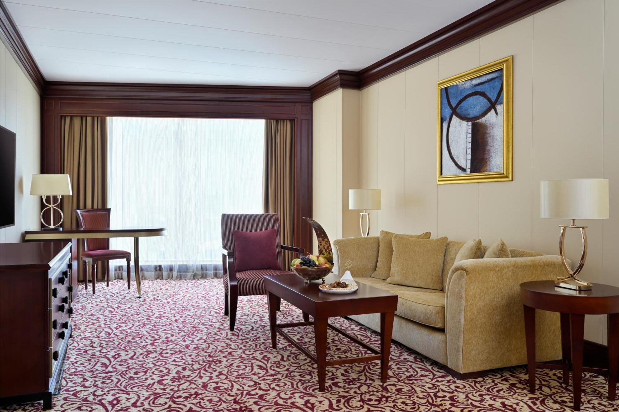 Moevenpick Hotel City Star Jeddah Exterior photo A suite at the hotel