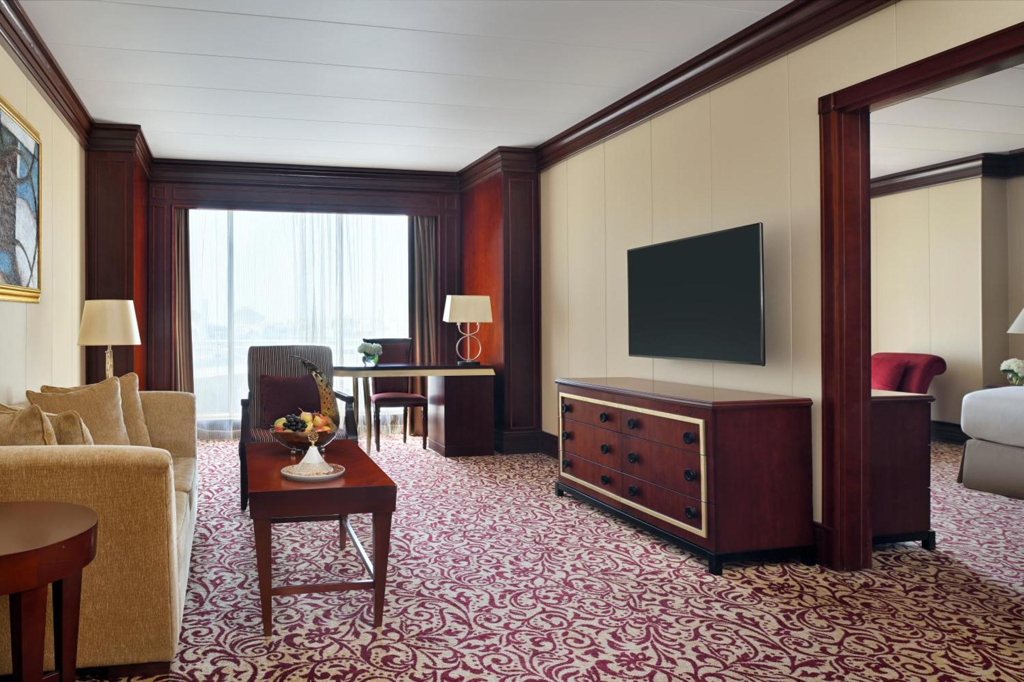 Moevenpick Hotel City Star Jeddah Exterior photo A suite at the hotel