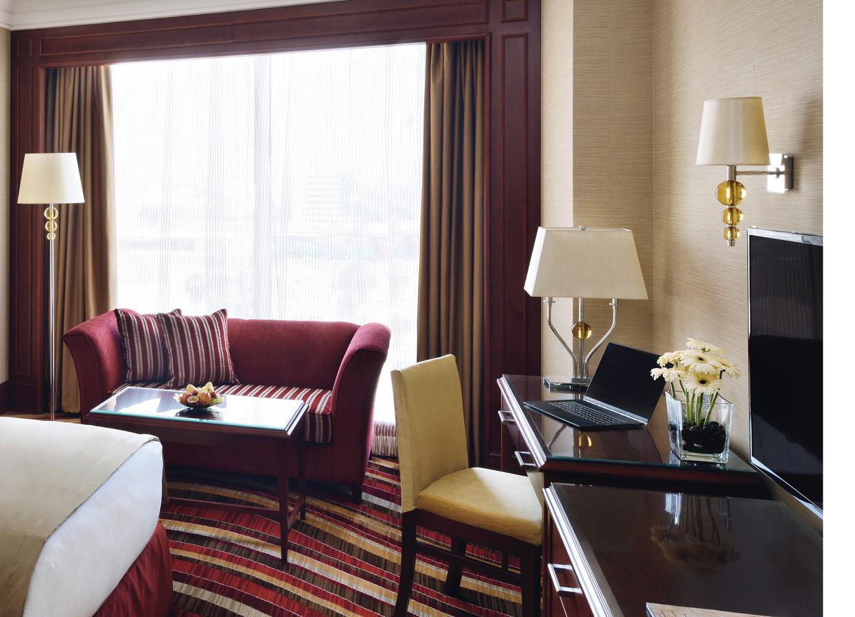 Moevenpick Hotel City Star Jeddah Room photo A room at the hotel